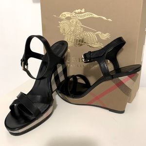 Burberry print wedges black sandals